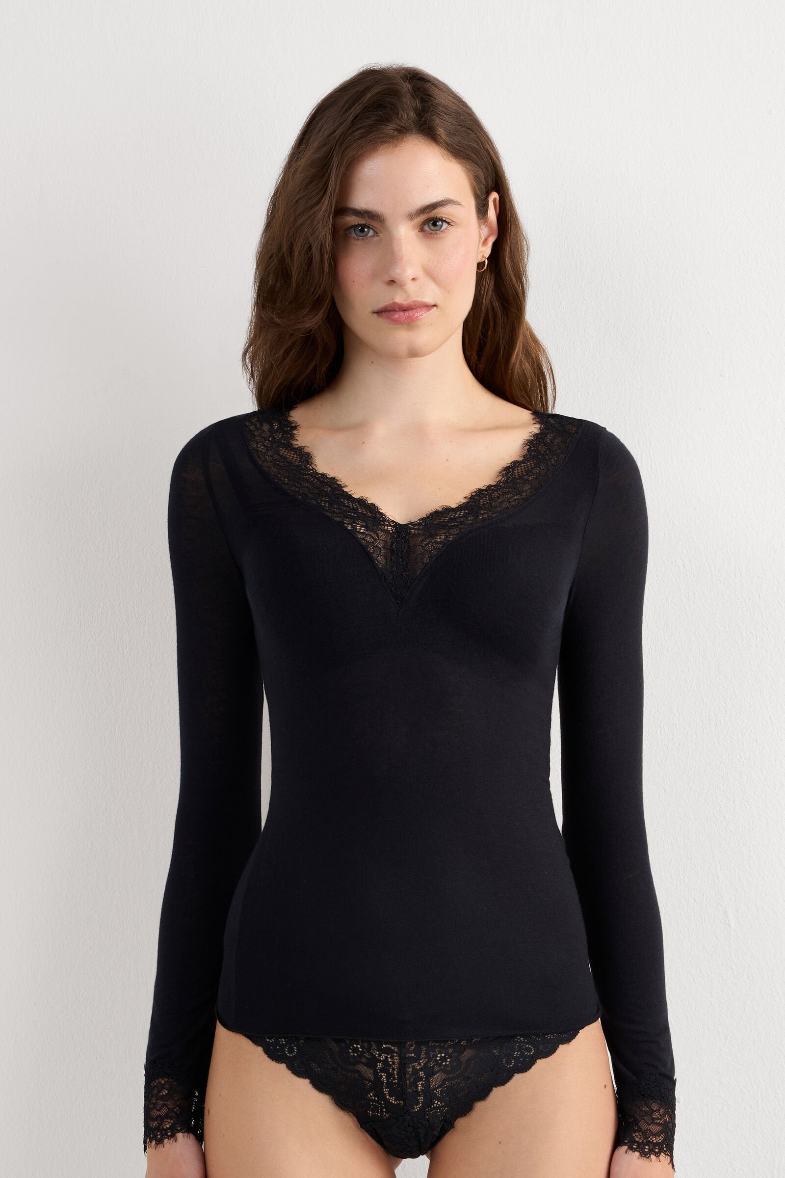 Ultralight Lace Longsleeve