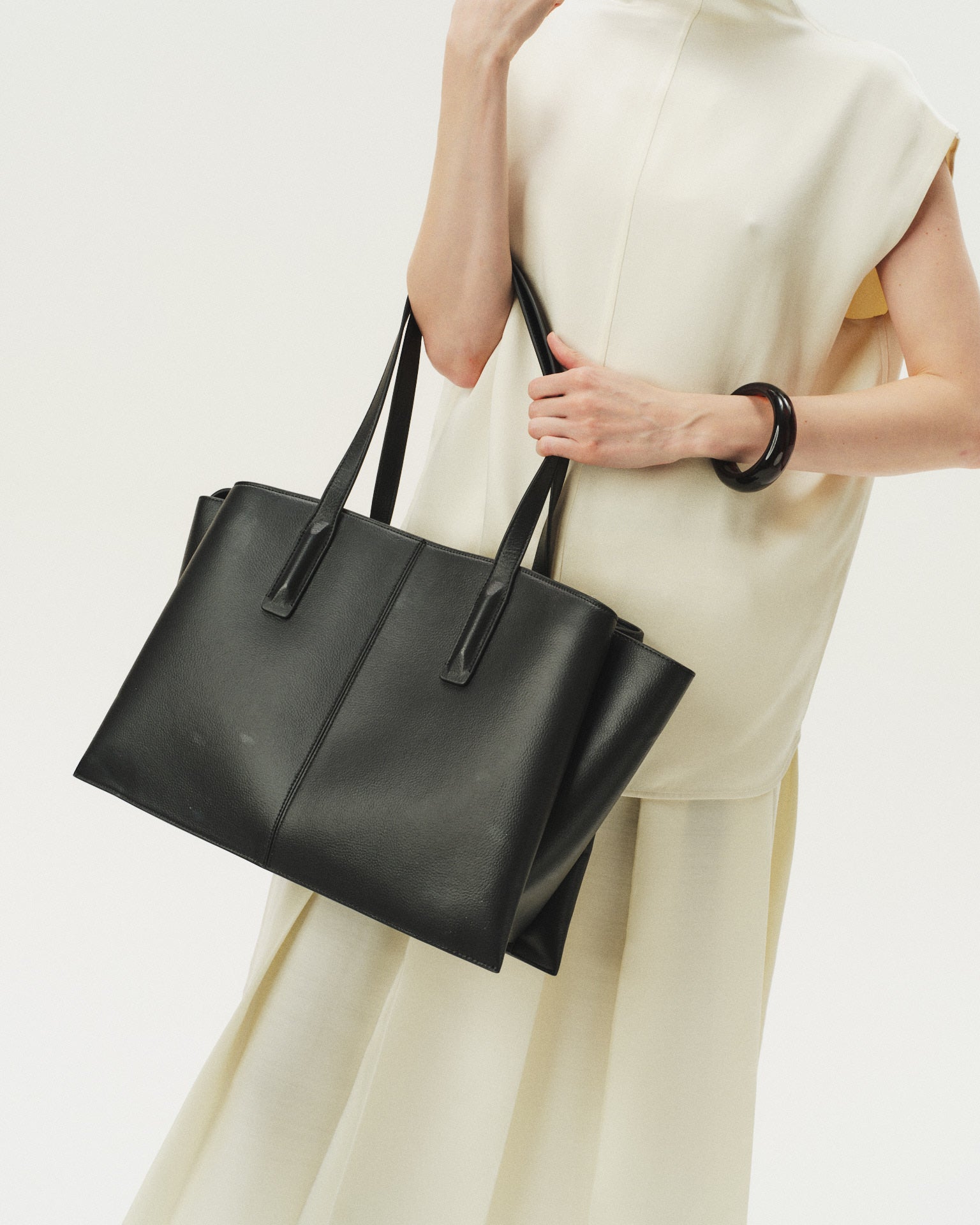Caroline Structured Tote