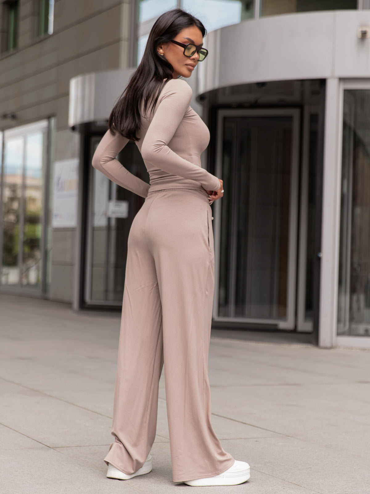 The Léonie Lounge Set