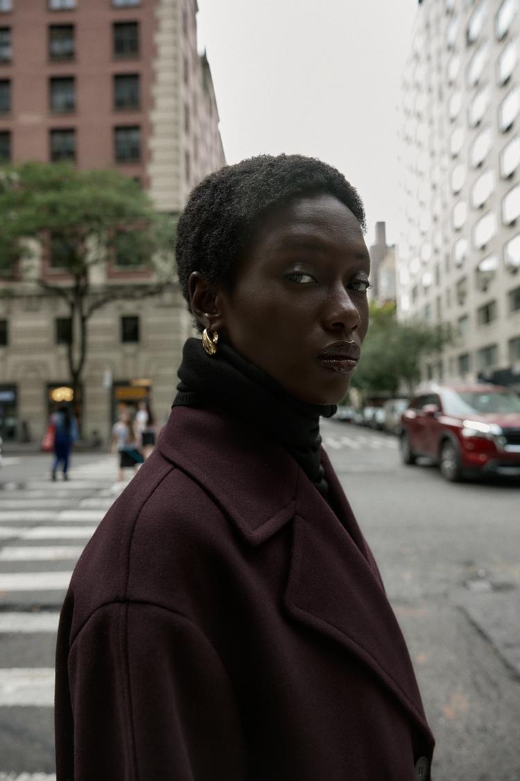 The Amaris Classic Coat