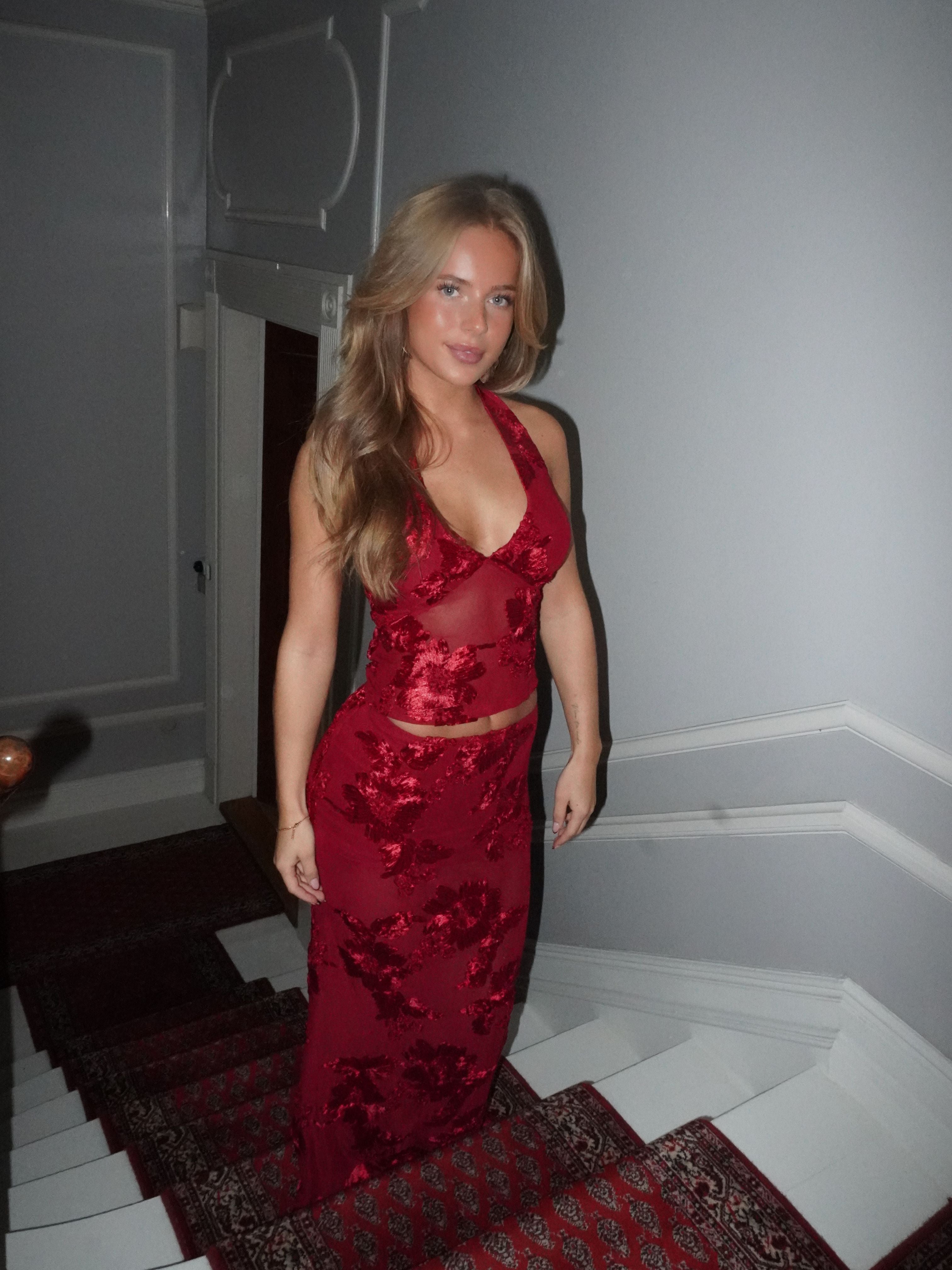 Kivo Embroidered Mesh Set