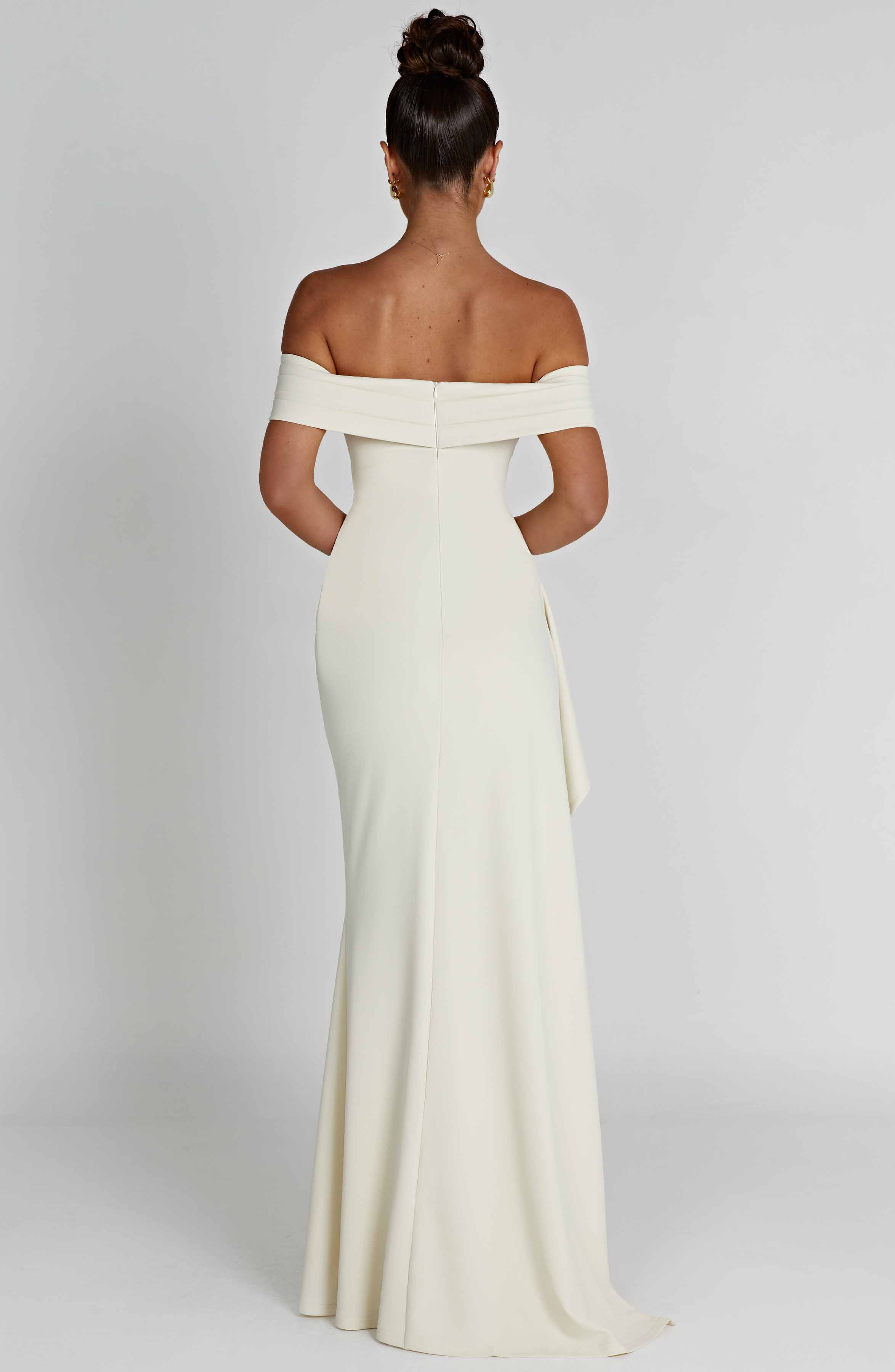 Élan Bardot Maxi Dress